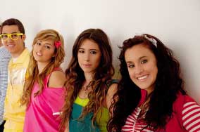 Locos y Bailantes